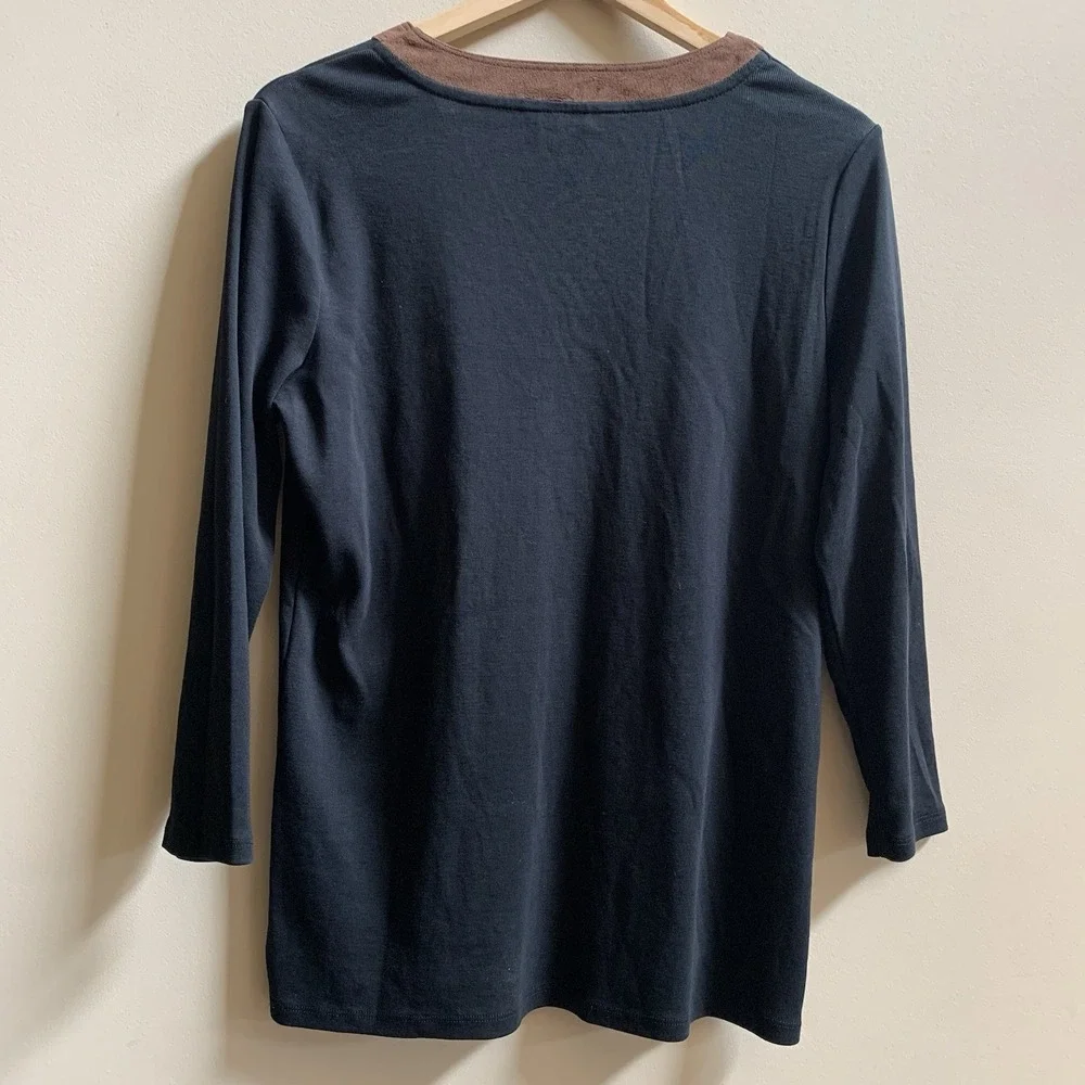 Lauren Ralph‎ Lauren Women's V Neck Blouse Sz Large  Black Faux Suede Details.